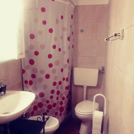 Bed And Breakfast Miky E Jenny Castiglione Chiavarese